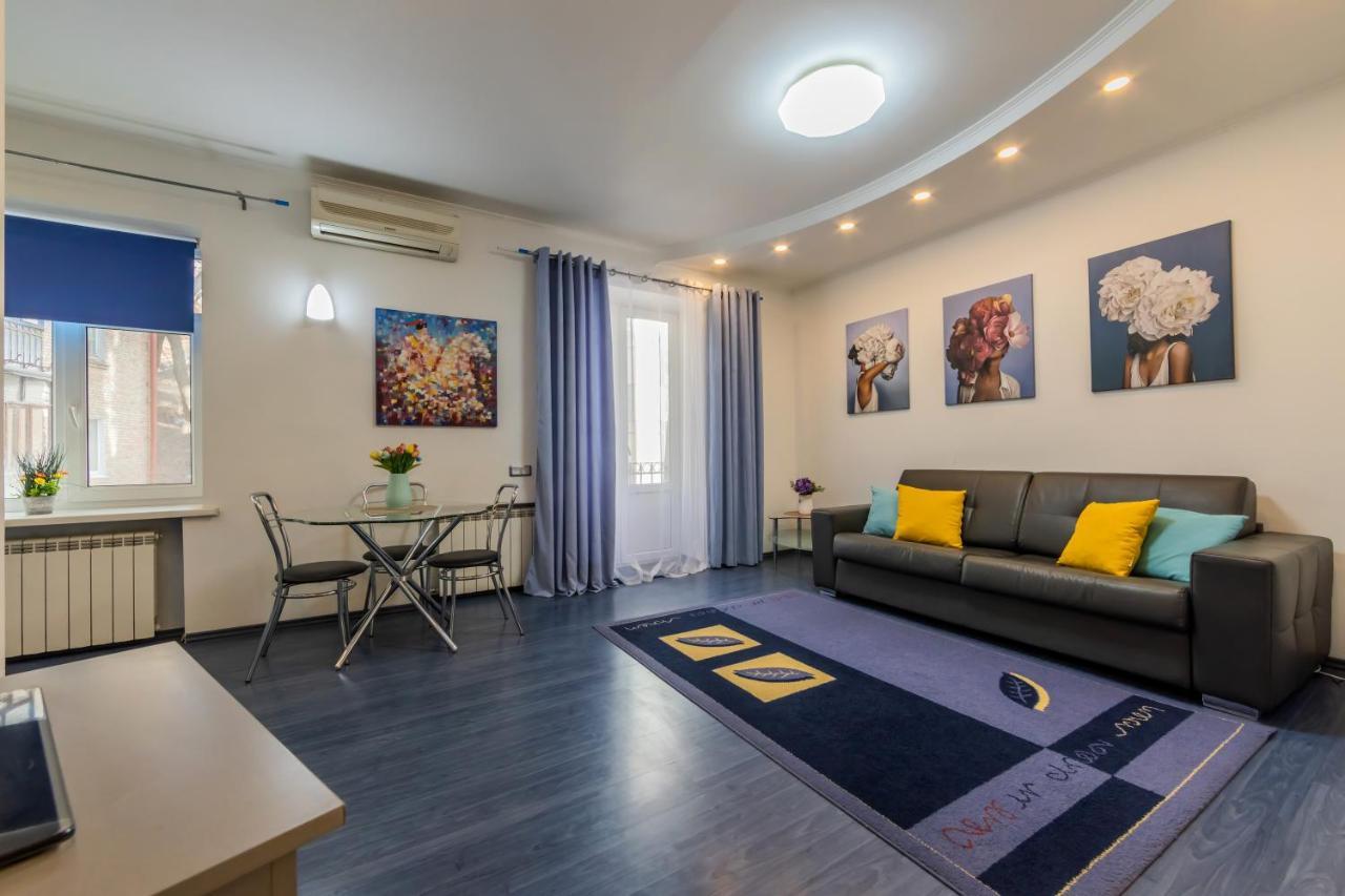 2к на дарвіна, бессарабка Apartment *