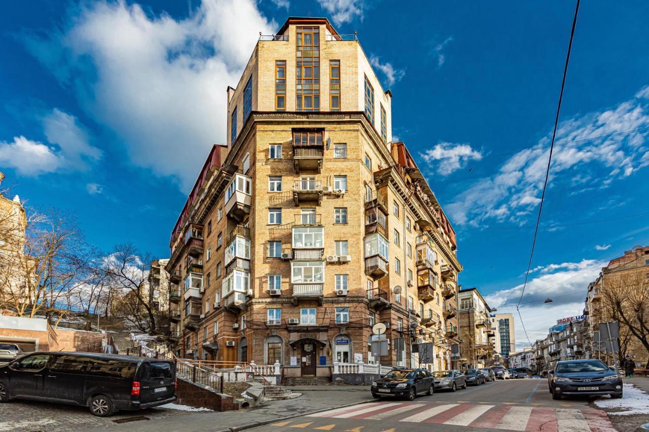 Apartment 2к на дарвіна, бессарабка